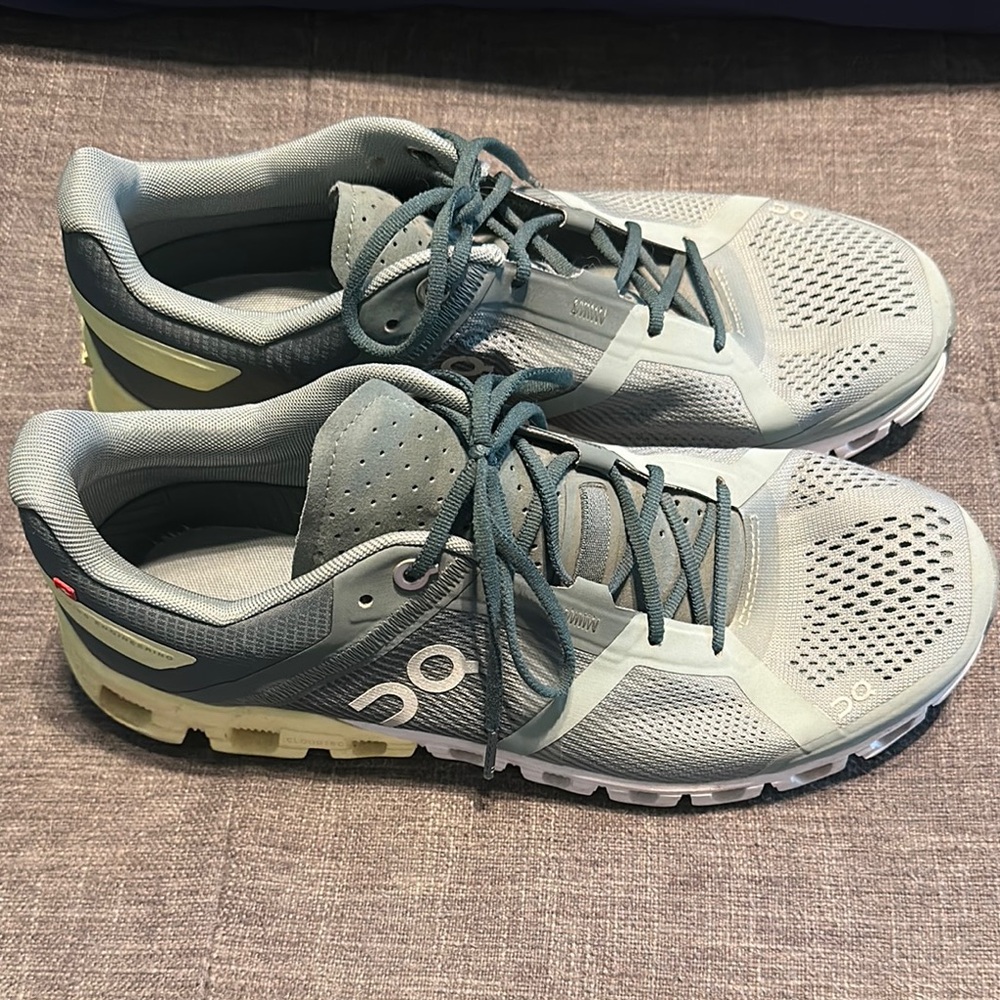 On Cloudflow 2.0 Sea and Limelight Women’s Running Shoes